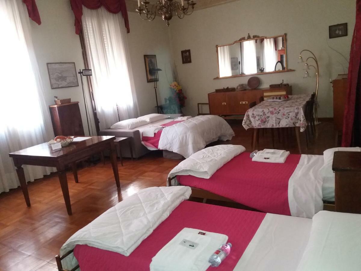 Bed and Breakfast Da Selly Мантуя Екстер'єр фото